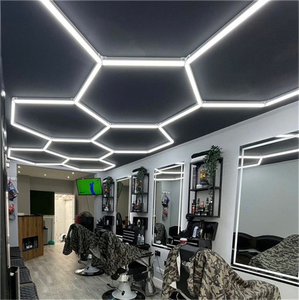 Lumière de travail <span class=keywords><strong>LED</strong></span> hexagonale personnalisée de 6000 K, très bien notée, pour salon de coiffure, nid d'abeilles - Product Image 2