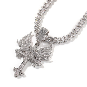 Bijoux de rappeur hip-hop Born 2 Chaos, pendentif en zircon glacé, pendentif en forme de crâne, croix <span class=keywords><strong>celtique</strong></span>, collier avec ailes d'ange - Product Image 1