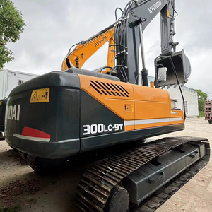 Excavatrice d'occasion, matériel de terrassement HYUNDAI 300LC-9T à vendre - Product Image 1