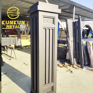 Clôture en <span class=keywords><strong>aluminium</strong></span> haute résistance au design moderne, <span class=keywords><strong>palissade</strong></span> décorative en métal à <span class=keywords><strong>prix</strong></span> d'usine pour garde-corps et villas extérieures - Product Image 2