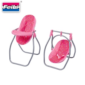Juego de Silla Alta y Columpio para Muñecas 3 en 1 Fei Li, Convertible en Silla Alta para Muñecas Bebé, Columpio para Muñecas, Cuna de Juguete - Product Image 1
