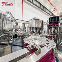 Machine de remplissage d'eau en bouteille de haute qualité 7500BPH, ligne de production d'eau automatique 3-en-1 pour 500ml 600ml