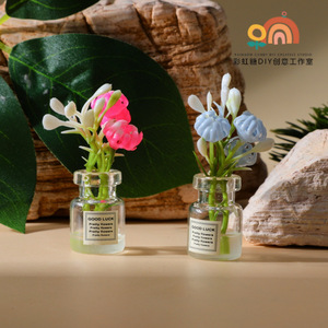 ขวดดอกไม้เรซิ่นแก้วขนาดจิ๋ว ของตกแต่งภายในรถยนต์ DIY จี้ห้อยน่ารัก - Product Image 3