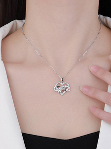 Collar de Plata de Ley 925 con Corazón de Moissanita, Elegante y Hermoso para Hombres y Mujeres, Estilo Casual, de Nicho, con Sentido de la Moda, Regalos para Parejas - Product Image 2