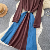 Robe midi élégante à manches longues, à blocs de couleur, avec ceinture, en denim patchwork pour femmes, vêtements décontractés pour tous les jours, vente en gros de vêtements pour femmes