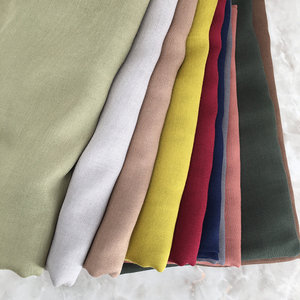 Tốt Nhất Bán Cao Cấp <span class=keywords><strong>Viscose</strong></span> Phương thức Headscarf Khăn Choàng Mềm Ánh <span class=keywords><strong>S</strong></span>áng Trọng Lượng Tre Dệt Phương thức Hijab Đồng Bằng Mỏng Phương thức Khăn - Product Image 5