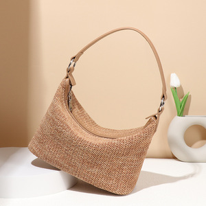 高端流浪汉拉菲草沙滩包春夏新款手提肩饺子包，带拉链封口涤纶衬里 - Product Image 3