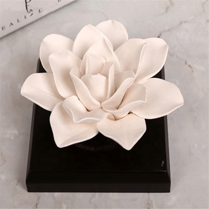 Bán buôn nhà xe trang trí làm mát không khí rắn gốm hoa hương thơm sứ hương thơm tinh dầu khuếch tán - Product Image 2