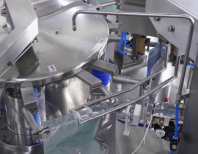 Machine d'emballage et de scellage entièrement automatique en acier inoxydable 304 de qualité alimentaire pour les chips et les snacks