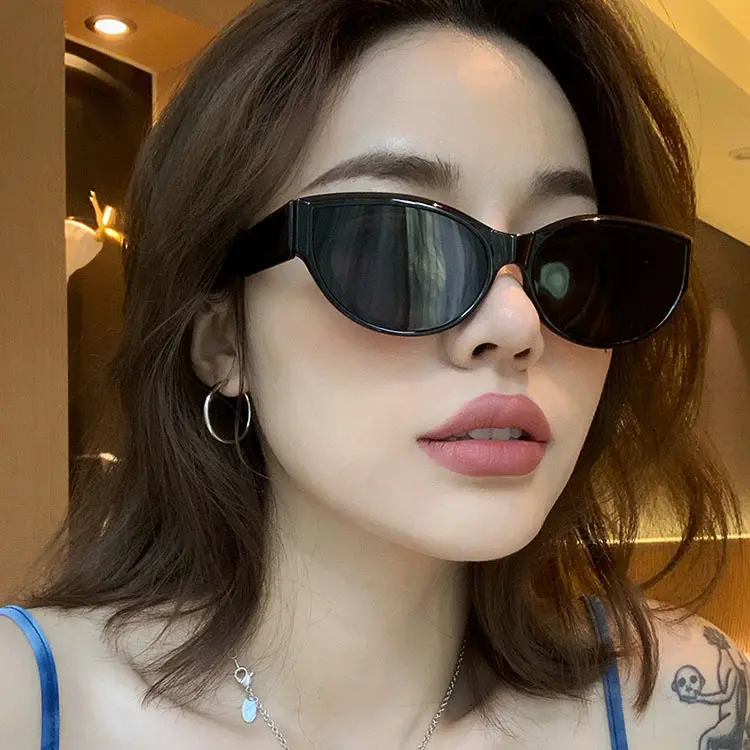 Oval Sunglasses Womens Thick Bold Retro Clout Round Cat eye Shades