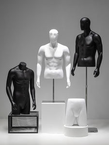 Manichino Maschile Mezzo Busto in Fibra di Vetro per Esposizione di Abbigliamento in Negozio e Vetrina - Product Image 3