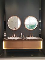 Meuble-lavabo de salle de bain d'hôtel de luxe haut de gamme avec lavabo, coiffeuse murale étanche à LED pour la maison, avec miroir.