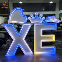 Letras LED con la Frase 'Love U Mom' para el Día de la Madre, Letreros Electrónicos Gigantes de Metal RGB para Regalo, Decoración del Hogar, Ambiente Festivo