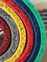 Chine Fabrication Anti-dérapant Protection de Sécurité Spaghetti Tapis de Sol Nouilles Pvc Gold Rush Roll Mat