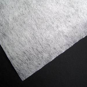 วัสดุผ้าไม่ถักทอเกรดทางการแพทย์สำหรับผลิตหน้ากากอนามัยแบบใช้แล้วทิ้งและชุดผ่าตัด - Product Image 1