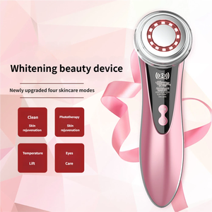 Un <span class=keywords><strong>appareil</strong></span> de beauté portable délicat et <span class=keywords><strong>compact</strong></span> qui resserre efficacement les muscles du visage et réduit les ridules. - Product Image 5