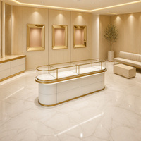 Vitrine d'exposition de bijoux en verre blanc personnalisée avec éclairage LED pour magasin de détail, boutique, salle d'exposition, distributeur en gros