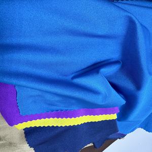 Résistance aux <span class=keywords><strong>UV</strong></span> antistatique 40D Tissu <span class=keywords><strong>de</strong></span> <span class=keywords><strong>maillot</strong></span> <span class=keywords><strong>de</strong></span> <span class=keywords><strong>bain</strong></span> brillant extensible dans les 4 sens Tissu <span class=keywords><strong>de</strong></span> <span class=keywords><strong>maillot</strong></span> <span class=keywords><strong>de</strong></span> <span class=keywords><strong>bain</strong></span> en nylon spandex - Product Image 5