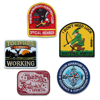 Patch en tissu personnalisé OEM brodé avec motif Cerf Aigle et Boussole Naturelle, thermocollant pour veste, gilet, sac à dos