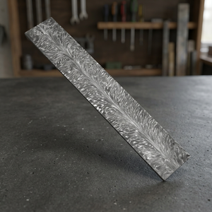 Hoja de Cuchillo de Acero de Damasco de 12 Pulgadas con Patrón de Pluma, Calidad Premium, Grado DIY, Grosor de 0.091, No Ajustable, OEM - Product Image 3