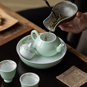Guanlan Hand-Painted Lily Ceramic Teapot Green Bean Paste Round With Lid Kung Fu <b>Tea</b> <b>Set</b> - Product Image 2