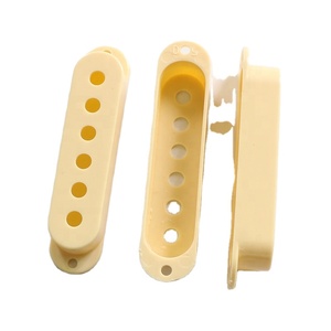Housses de ramassage de guitare à simple bobine noir et blanc de haute qualité pour les micros de style <span class=keywords><strong>Strat</strong></span> avec un espacement de cordes de 48/50/52mm - Product Image 6