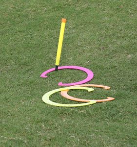 Jouets d'extérieur pas chers : Jumbo Horseshoes colorés en plastique pour l'exercice des enfants et les jeux en plein air - Product Image 2