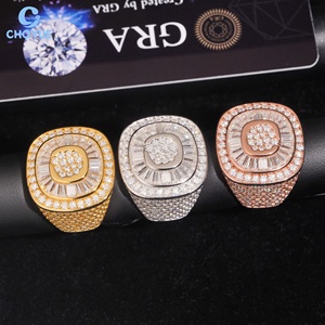 Bague Hip Hop pour Homme Plaqué Or 3 Couleurs avec Moissanite VVS Clarity Taille Baguette et Ronde, Sertie de Pierres, pour Usage Quotidien, Vente en Gros - Product Image 2