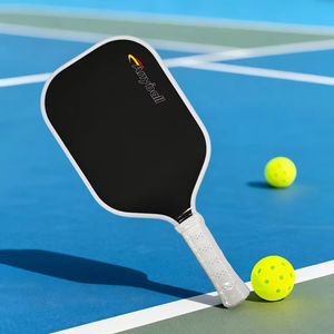 Raqueta de Pickleball BEN JOHNS de Alta Calidad y Durabilidad, Núcleo de Fibra de Carbono sin Bordes de 16 mm y 14 mm, GEN4 TFP, para Niños - Product Image 4