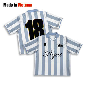 Maillot de football rayé personnalisé, impression par sublimation, design col en V, respirant, antibactérien, séchage rapide, 100% polyester, unisexe - Product Image 1