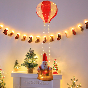 Guirlandes lumineuses en cuir avec ballons à air chaud et Père Noël, décoration de Noël créative pour l'intérieur - Product Image 3