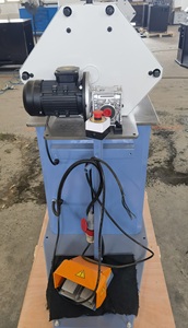 Machine à cintrer les tubes ronds multifonctionnelle semi-automatique VEKTOR avec moteur de 1,1 kW pour l'aluminium et l'acier inoxydable - Product Image 5