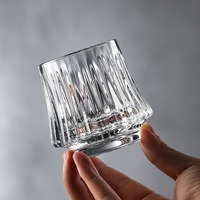 Verre à whisky, café ou jus fait main en verre transparent, gobelet à motif vague en relief pour whisky, café, jus, cocktail, articles de bar