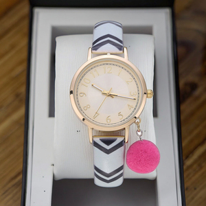 Elegante <span class=keywords><strong>Orologio</strong></span> da Polso <span class=keywords><strong>Blu</strong></span> da <span class=keywords><strong>Donna</strong></span> con Cassa Quadrata in Lega PC, Cinturino in Pelle, Impermeabile, Logo Personalizzabile - per Stili Business e Cerimonia - Product Image 4