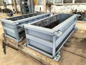 Moule en acier pour canal en U de haute précision, drainage d'eau, coulée humide, moule en acier pour canal, déverrouillage <span class=keywords><strong>rapide</strong></span> en un clic, préfabriqué pour la démolition - Product Image 3