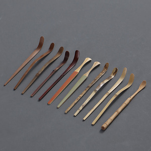 Cuillère à thé en bambou moucheté BAMBUS Chic - Faite à la main, 18 cm (7 pouces), cuillère à thé Gongfu avec motif naturel moucheté pour le matcha - Product Image 1