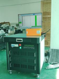 Personnalisé 100V 20A charge 120A <span class=keywords><strong>d</strong></span>écharge complète Machine <span class=keywords><strong>d</strong></span>'essai testeur de <span class=keywords><strong>batterie</strong></span> testeur de <span class=keywords><strong>batterie</strong></span> testeur intégré - Product Image 3