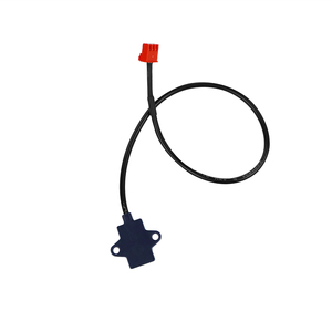 Sensor capacitivo sin contacto para nivel de líquido, detector de nivel de agua de montaje externo IP64 para dispensador de agua y equipos médicos - Product Image 4