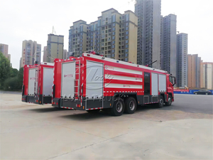 Camión de Bomberos de Grado Industrial de 18 cbm, Chasis Isuzu GIGA, Sistema de Espuma A/B, Vehículo Contraincendios de 18000 L, Fabricante - Product Image 6