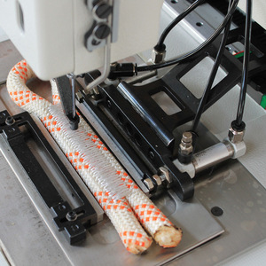 Machine à coudre spéciale 204-107 pour cordons, ficelles et parachutes - Product Image 2
