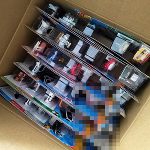 Juguete de Moda, Nuevo Coche de Juguete de Aleación a Escala 1:64, Modelo Deslizante, Coche de Metal Fundido a Presión, Simulación de Coche, Juguete de Ruedas Libres, Regalo de Colección para Niños - Product Image 4