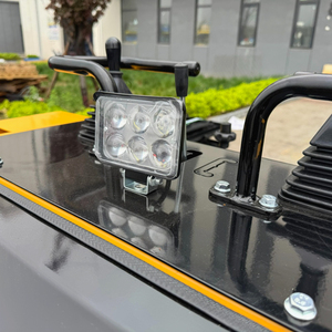 Cheapest Ce Epa Euro5 Walk Behind Mini <b>Stand</b> on Skid Steer with Bucket - Product Image 6