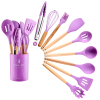 Accessoires de cuisine Outils de cuisine Ustensiles de cuisine Ustensiles de cuisine en silicone souple avec poignées en bois Vente chaude 9pcs In 1 Set Vert