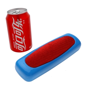 Brosse d'aspiration double face Brosse de nettoyage domestique Brosse à vêtements Grande brosse de lit à épousseter - Product Image 1
