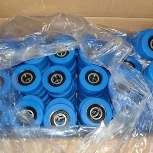 Fourniture de pièces d'escalator toutes marques : Roue de marchepied d'escalator, Poulie 70*25*6204, Roulement de marchepied d'escalator 6204-2RS - Product Image 3