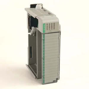 Module de sortie numérique Allen Bradley 1769-OG16 avec interface Ethernet/IP - Product Image 1