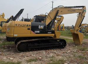 รถขุดตีนตะขาบมือสอง Caterpillar รุ่น CAT320D2 น้ำหนัก 21 ตัน เครื่องยนต์สมบูรณ์ ใช้งานน้อย ขาย - Product Image 1