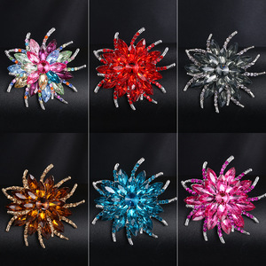 Nouvelle grande broche en cristal de fleur pour hommes et femmes broche en strass exquise écharpe clip bijoux de haute qualité et cadeau en gros - Product Image 6