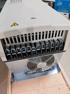 ACS800-U1-0060-5 ACS800U100605 ไดรฟ์ปรับความถี่แบบสามเฟส 380-500V สำหรับ PLC - Product Image 2