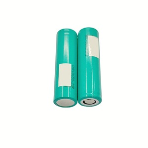 Cellule lithium-ion cylindrique Grade A <span class=keywords><strong>20R</strong></span> <span class=keywords><strong>18650</strong></span> 3.6V 2000mAh pour équipement moto chauffant, caméra d'action et vlogging - Product Image 2